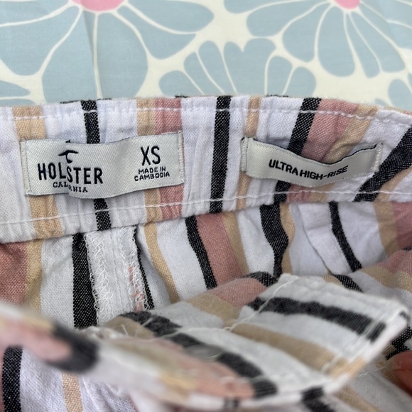 SKIRT - Picture 2 of 2